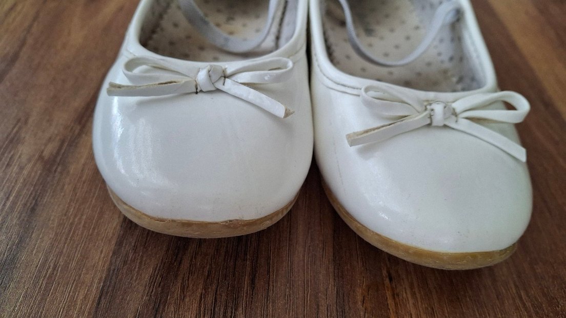 Kız Çocuk Beyaz Fiyonklu Babet Ayakkabı - Görsel 3
