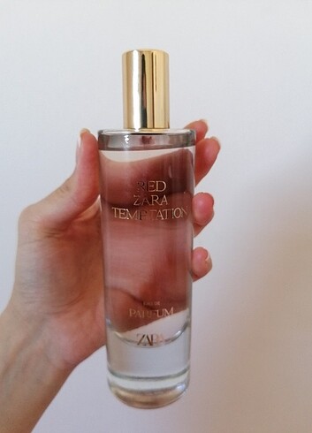 Zara red temptation 