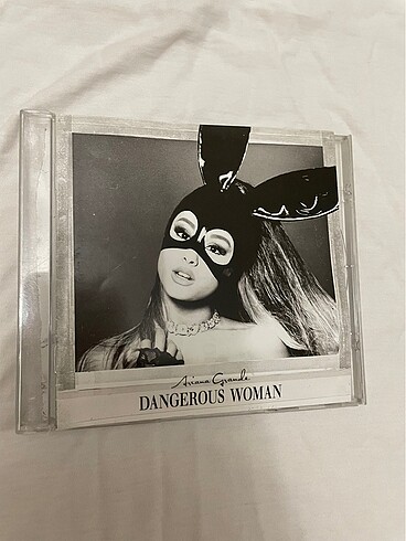 Ariana Grande dangerous woman albümü