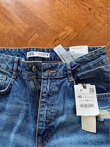 Zara Hiç giyilmedi etiketli