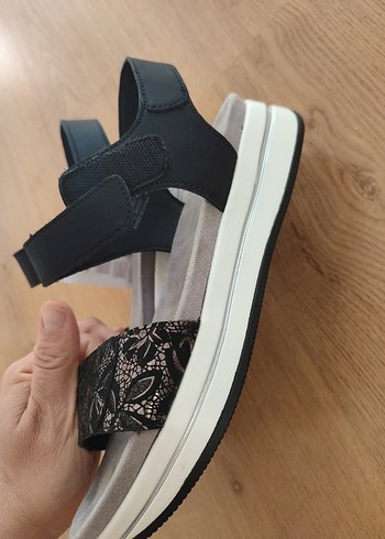 39 Beden Gri Kadın Dolgu Topuklu Sandalet