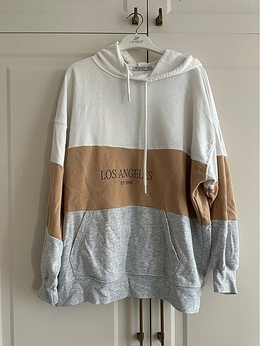 Stradivarius sweat