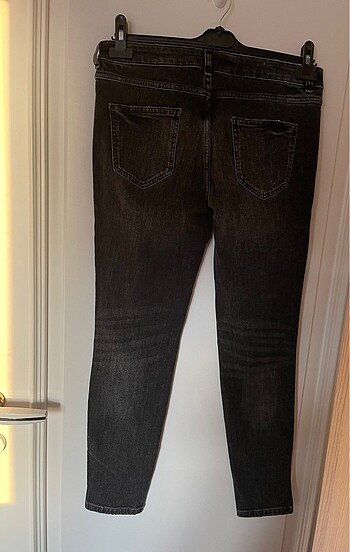 Fabrika Zara jean