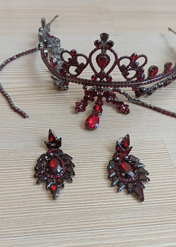 Bordo Kristal Taç ve Küpe kına Düğün özel gün için Seti