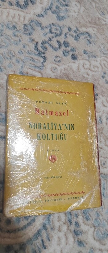  Beden Matmazel noraliya'nın koltuğu peyami safa ilk baskı 