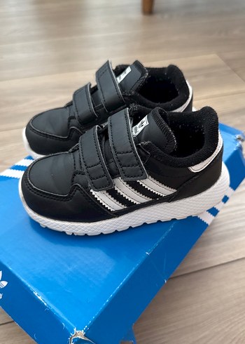 Siyah Erkek Çocuk Spor Ayakkabı Velcro