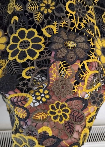 Sarı Çiçekli Dantel Midi Bohem Elbise - Görsel 3