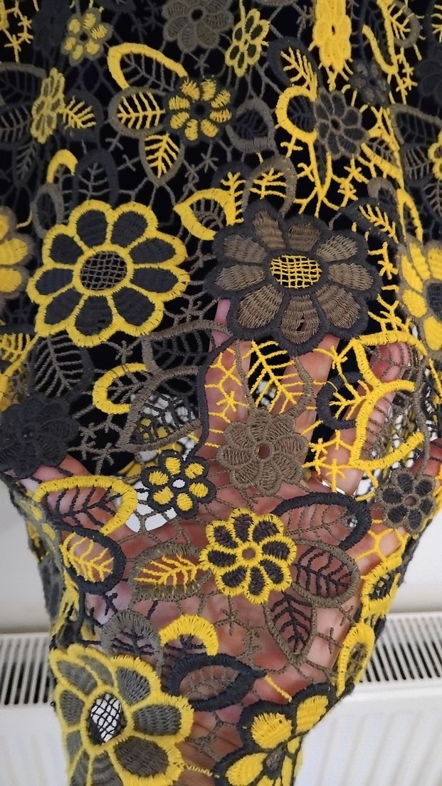 Sarı Çiçekli Dantel Midi Bohem Elbise - Görsel 3