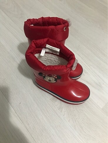 kız çocuk bot