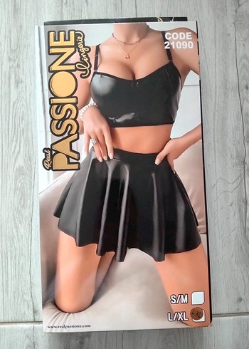 Siyah Parlak Deri Kadın Bustiyer Mini Takım