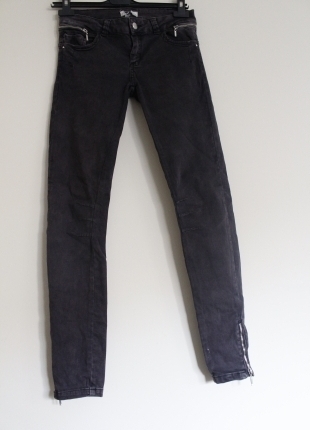 Gri Jean