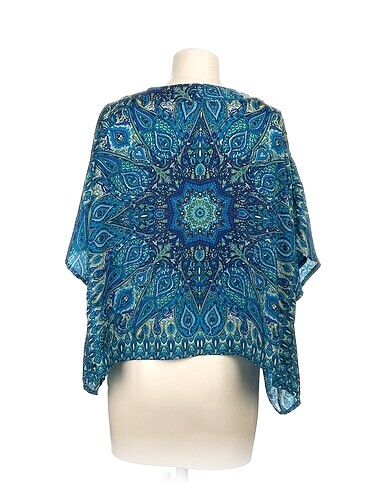 universal Beden PreLoved Bluz %70 İndirimli.