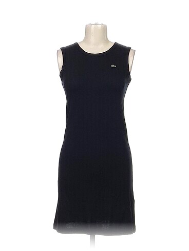 Lacoste Kısa Elbise %70 İndirimli.
