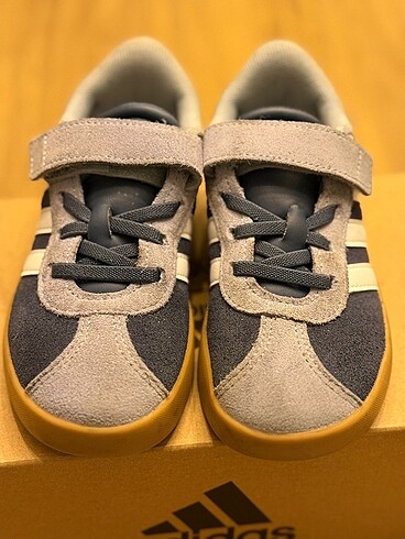Adidas Orijinal Adidas spor ayakkabı