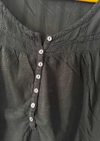 Düğmeli V Yaka Kadın Gömlek - Görsel 3