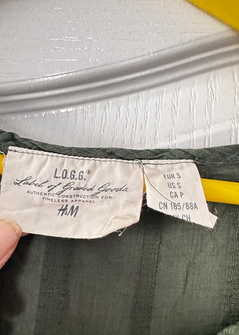 Düğmeli V Yaka Kadın Gömlek - Görsel 4