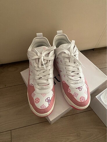 Guess Guess Spor Ayakkabı
