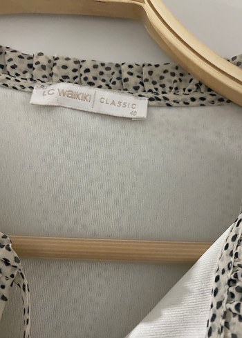 LC Waikiki Yılan Desenli Bej Uzun şifon Elbise