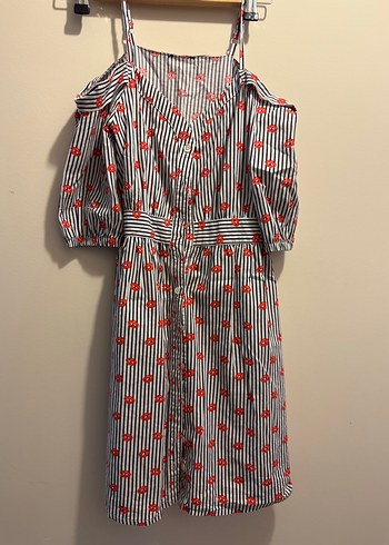 B&G store kız çocuk elbise