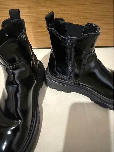34 Beden Zara bot