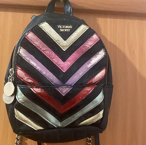 Victoria secret sırt çantası