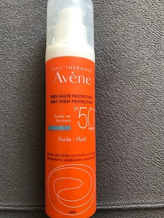 universal Beden Avene yüz güneş kremi 50 spf