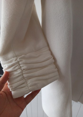 zara beyaz kaban - Görsel 3