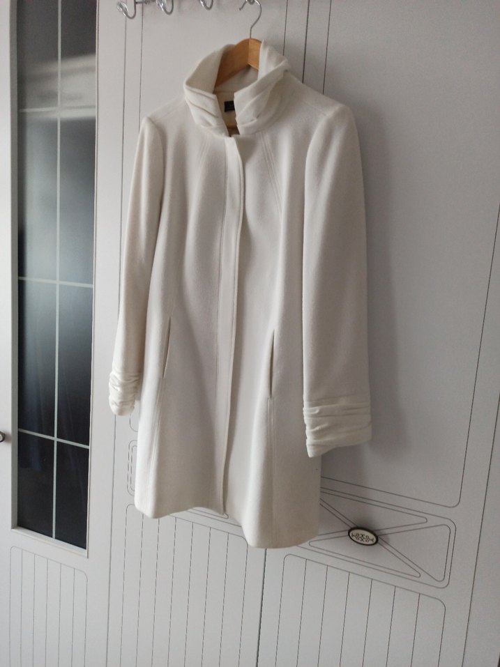 zara beyaz kaban - Görsel 5