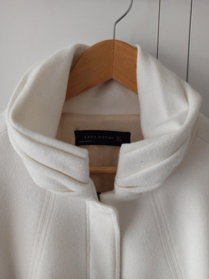 zara beyaz kaban - Görsel 2