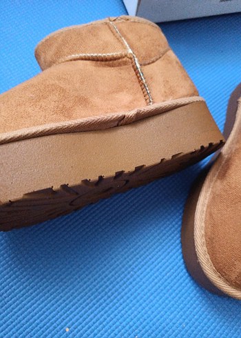 UGG hediye geldi Giyilmedi - Görsel 5