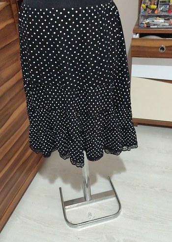 Siyah Puantiyeli Fırfırlı Mini Etek