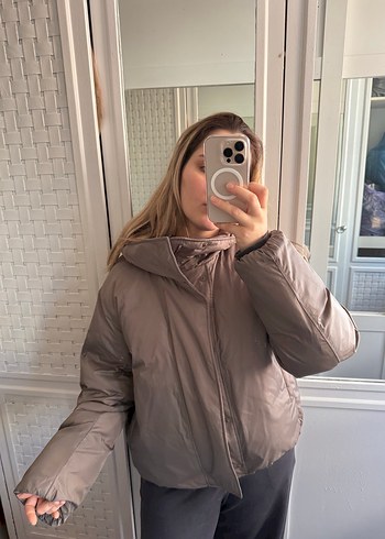 Uniqlo Kadın Gri Midi Kışlık Mont - Görsel 3