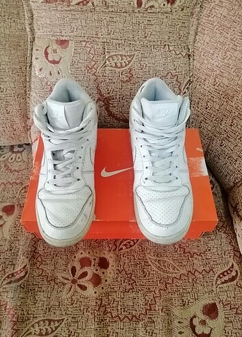 40 Beden beyaz Renk Nike court borough mid