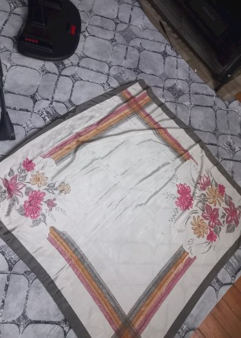 Büyük boy eşarp - Görsel 2