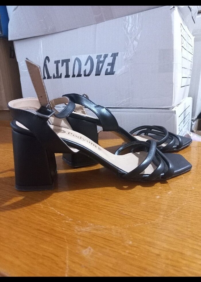 TOPUKLU AYAKKABI - Görsel 5