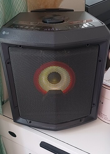 LG Xboom RL2