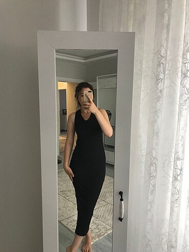 Siyah düz kalem elbise