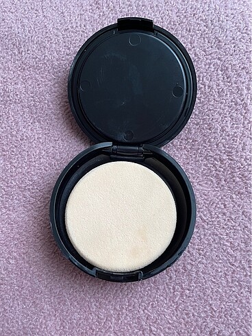  Beden Flormar BB KREM POWDER