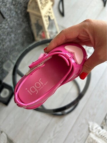 23 Beden Igor Tobby Gloss Sandalet