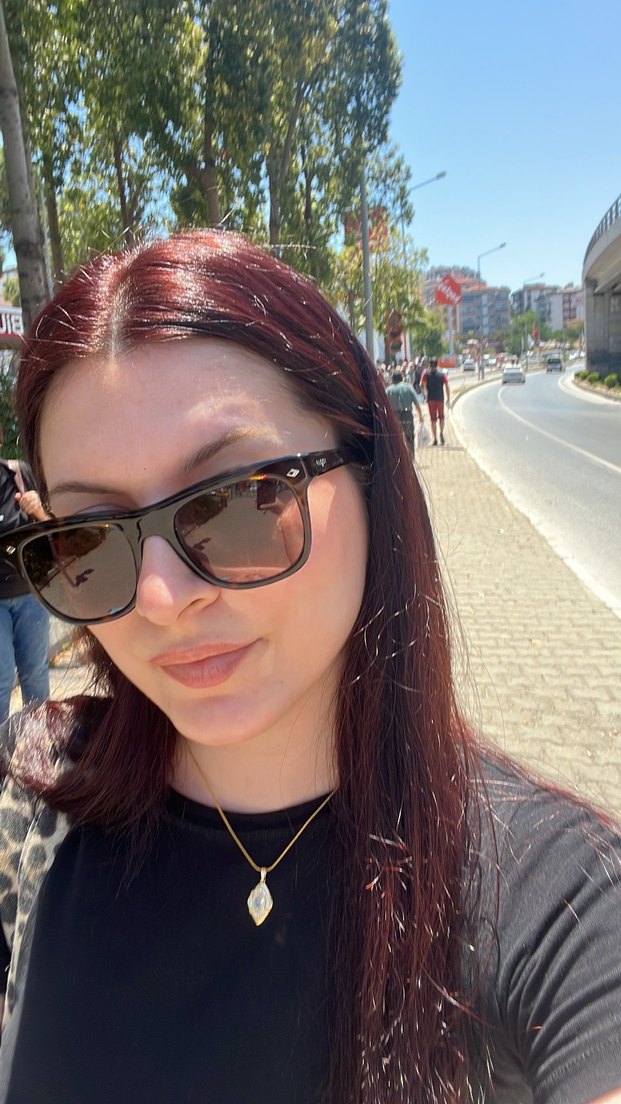 L'Oreal Excellence Creme Saç Boyası 6.54 Açık Kızıl Kahve - Görsel 4