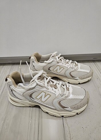 NEW BALANCE 530