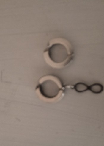 Beden Minimalist Altın Renkli Göz Figürlü Küpe