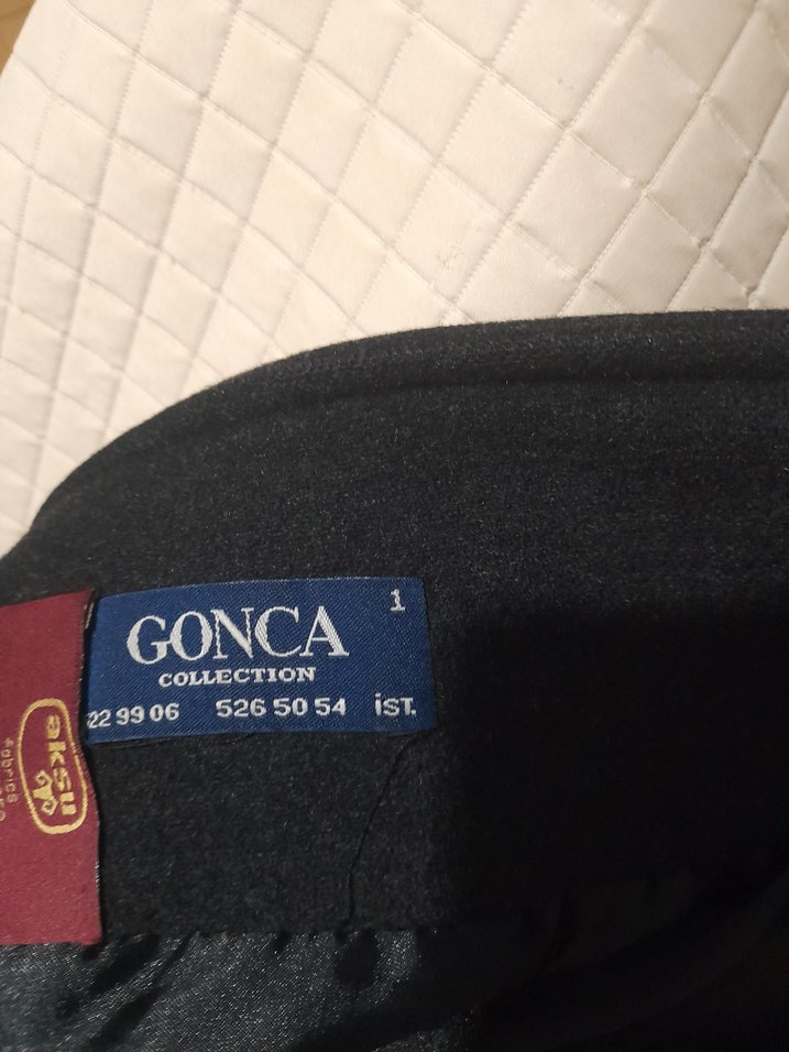 Düğmeli Siyah Uzun kaşe kadin kaban - Görsel 3