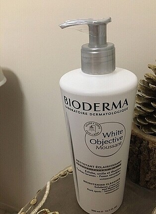 Bioderma white objective