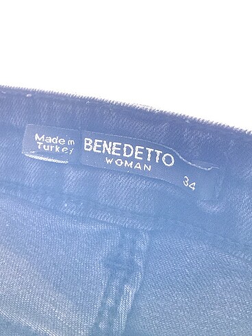 34 Beden siyah Renk Benetton Skinny %70 İndirimli.