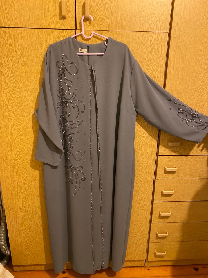 Nakış Detaylı Gri Uzun Salaş Elbise - Görsel 2