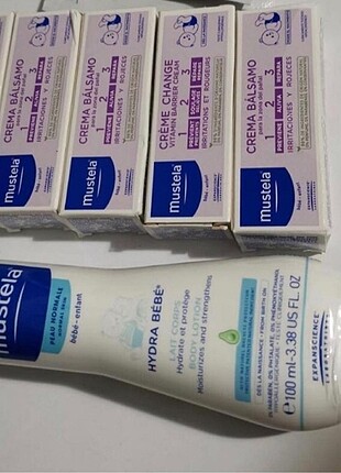 Mustela Bebek sampuan ve krem