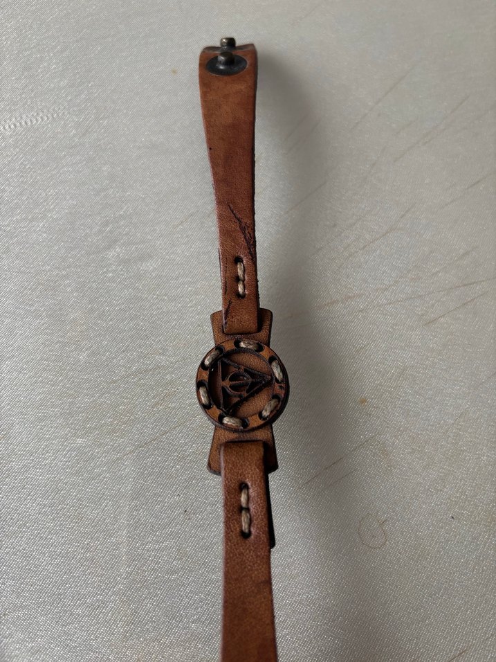 Kahverengi  Gotik Desenli Tokalı Bileklik - Görsel 2