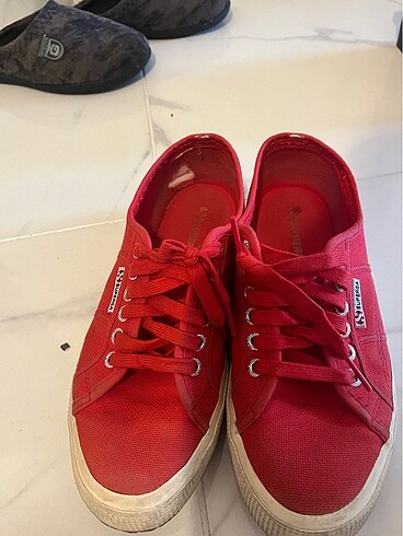 40 Beden kırmızı Renk Superga