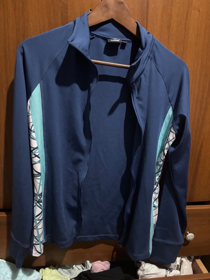 Fermuarlı Lacivert Yüksek Yakalı Kadın Spor Üstü - Görsel 4